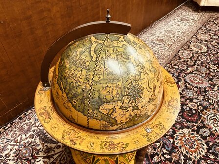 Klassieke-Italiaanse-Drank-Globe