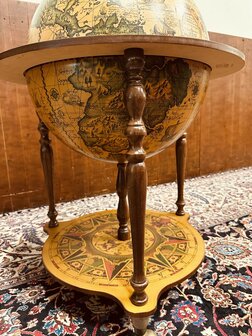 Klassieke-Italiaanse-Drank-Globe