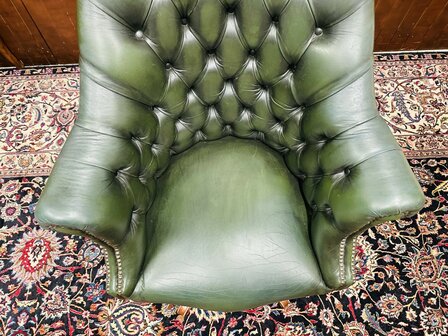 Klassiek-Engels-Chesterfield-Bureaustoel-Director-Chair-Groen-Leder