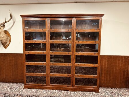 Grote-Klassiek-Engels-Engelse-Antiek-Antieke-Boekenkast-Bibliotheekkast
