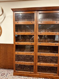 Grote-Klassiek-Engels-Engelse-Antiek-Antieke-Boekenkast-Bibliotheekkast