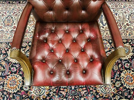 Klassiek-Engels-Antiek-Oud-Oxblood-Lederen-Bureaustel-President-Chair