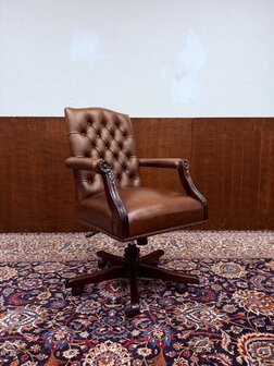 Engels-Antiek-Klassiek-Chesterfield-Bureaustoel-President-Chair-Bruin-Leder