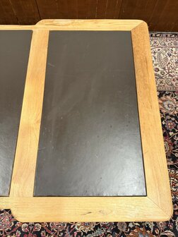 Klassiek-Engels-Antiek-Oud-Chesterfield-Teak-Bureau-Partnerdesk-Bruin-Lederen-Inleg