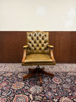 Klassiek-Engels-Antiek-Oud-Chesterfield-Bureaustoel-President-Chair-Geel-Leder