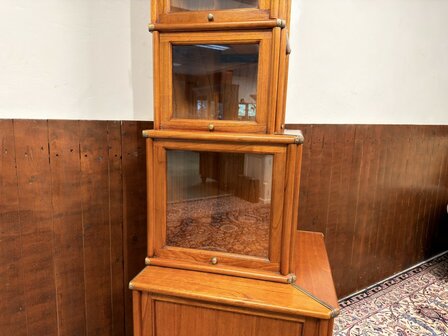 Antiek-Klassiek-Engels-Oud-Originele-Globe-Wernicke-Boekenkast-Vitrinekast-Museumkast