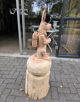 Haas-konijn-houtsnijwerk-tuinbeeld-hout-5
