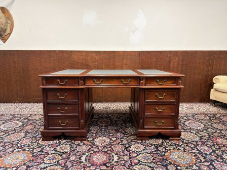 Oud-Antiek-Engels-Klassiek-Chesterfield-Bureau-Desk-Mahoniehout-met-Groen-Leder