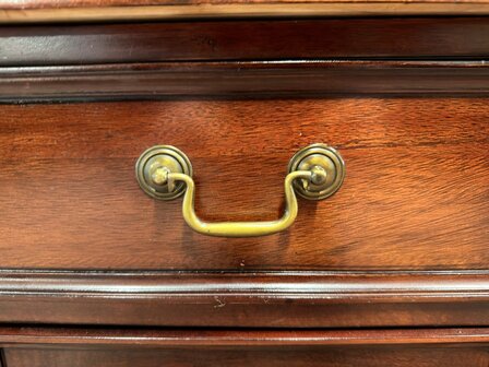 Oud-Antiek-Engels-Klassiek-Chesterfield-Bureau-Desk-Mahoniehout-met-Groen-Leder