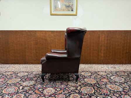 Klassiek-Engels-Antiek-Oud-Chesterfield-Lederen-Oxblood-Fauteuil-Oorfauteuil