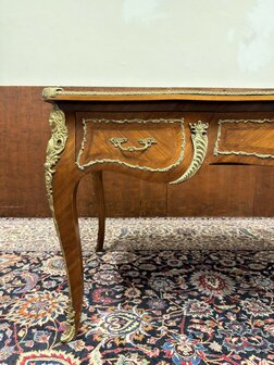 Klassiek-Antiek-Oud-Franse-Louis-XIV-Schrijftafel-Bureau-met-Bronzen-Ornamenten