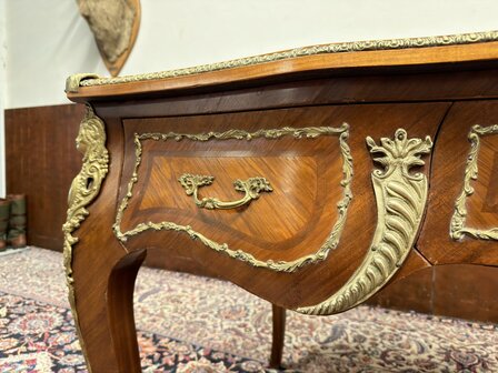 Klassiek-Antiek-Oud-Franse-Louis-XIV-Schrijftafel-Bureau-met-Bronzen-Ornamenten
