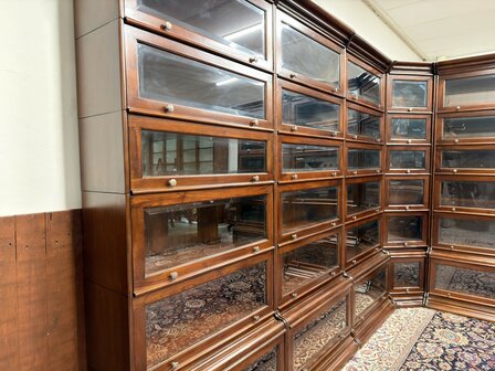 Klassiek-Engels-Antiek-Oud-Chesterfield-Globe-Wernicke-Stijl-Boekenkast-Bibliotheekkast-Hoekkast