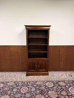 Klassiek-Engels-Oud-Antiek-Chesterfield-Mahoniehouten-Boekenkast