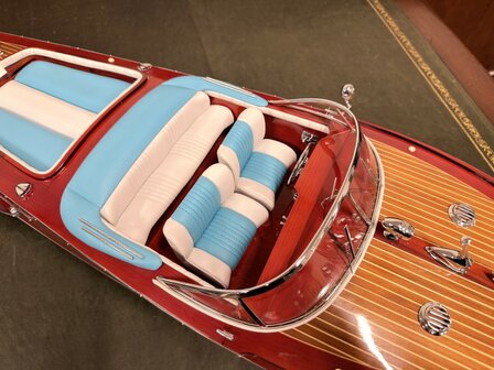 Schaalmodel-Modelboot-Riva-Aquarama-Met-Certificaat-14