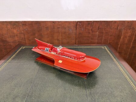 Schaalmodel-Modelboot-Ferarri-Hydroplane-Met-Certificaat