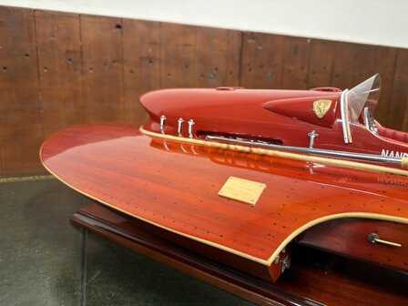 Schaalmodel-Modelboot-Ferarri-Hydroplane-Met-Certificaat-9