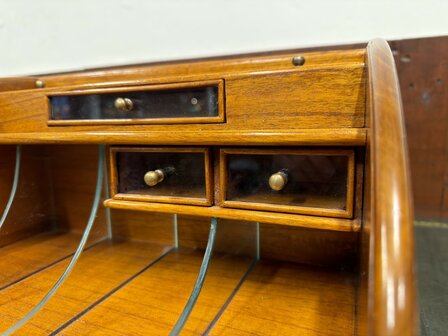 Klassiek-Antiek-Engels-Oud-Chesterfield-Globe-Wernicke-Bureau-Desk-Organizer