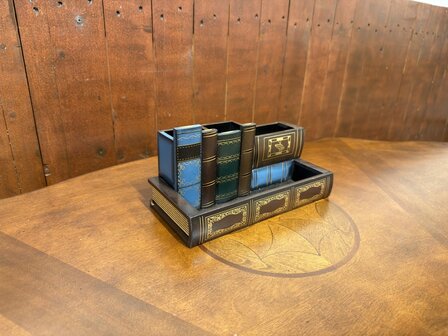 Klassiek-Engels-Bureau-Boeken-Accessoire-Pennenbak-1