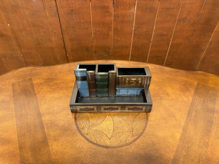 Klassiek-Engels-Bureau-Boeken-Accessoire-Pennenbak-3