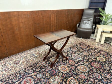 Klassiek-Italiaans-Antiek-Oud-Bijzettafeltje-Bijzettafel