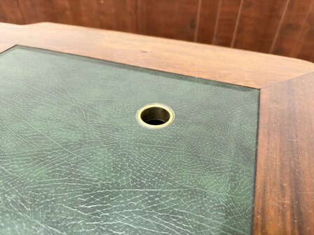 Klassiek-Antiek-Oud-Engels-Chesterfield-Bureau-Desk-Partnerdesk-met-Groen-Leder-Ingelegd