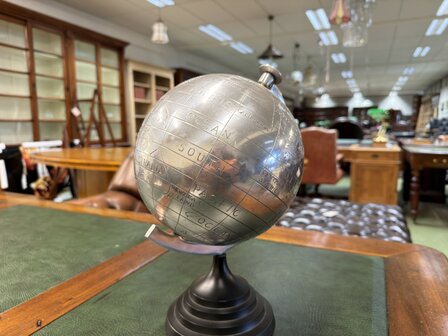 Klassiek-Oud-Antiek-Engels-Wereldbol-Globe