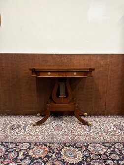 Klassieke-Antiek-Oude-Engelse-Mahoniehout-Contrabas-Sidetable-Bijzettafel