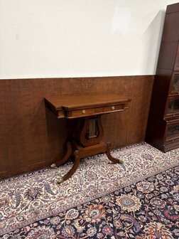 Klassieke-Antiek-Oude-Engelse-Mahoniehout-Contrabas-Sidetable-Bijzettafel-2