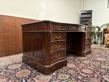 Klassiek-Engels-Antiek-Oud-Chesterfield-Bureau-Desk-Partnerdesk-met-Groen-Leder