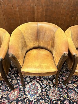 Klassiek-Engels-Antiek-Oud-Chesterfield-Schaapsleder-Schaap-Leder-Set-Stoelen-Eetkamerstoelen-Stoel