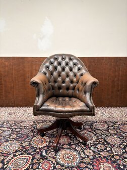 Klassiek-Oud-Antiek-Engels-Chesterfield-Bureaustoel-Director-Directors-Chair-Bruin-Leder