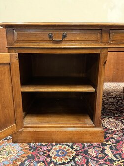 Klassiek-Engels-Antiek-Oud-Chesterfield-Eikenhout-Eichholtz-Bureau-Desk-Parnerdesk