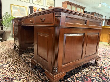 Klassiek-Engels-Oud-Antiek-Chesterfield-Vintage-Bureau-Partnerdesk-Desk-met-Groen-Leder-Ingelegd