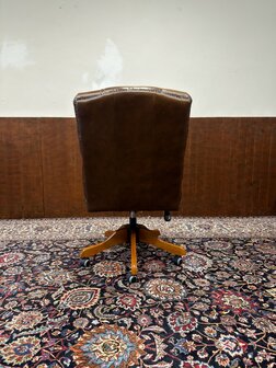 Klassiek-Engels-Antiek-Oud-Chesterfield-Vintage-Bureaustoel-President-Chair-Bruin-Leder