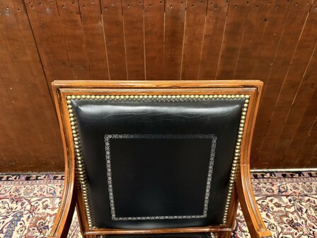 Klassiek-Engels-Antiek-Oud-Chesterfield-Vintage-Bureaustoel-Chair-Zwart-Leder