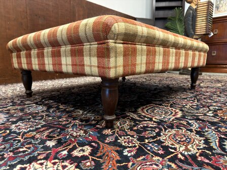 Klassiek-Oud-Antiek-Engels-Antiek-Vintage-Chesterfield-Gestoffeerde-Hocker-Salontafel