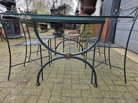 Smeedijzeren-tuinset-bistroset-tuintafel-met-stoelen-Buintentafel