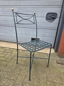 Smeedijzeren-tuinset-bistroset-tuintafel-met-stoelen-Buintentafel