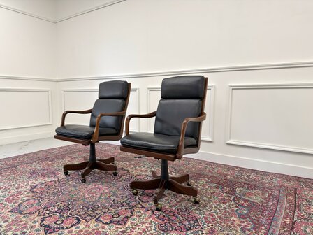 Klassiek-Antiek-Oud-Engels-Chesterfield-Set-Vintage-Heldense-Exclusive-Bureaustoel-President-Chair-Zwart