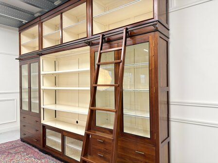 Klassiek-Antiek-Oud-Engels-Chesterfield-Vintage-Art-Deco-Boekenkast-Bibliotheekkast-Kast-met-Ladder-Trap