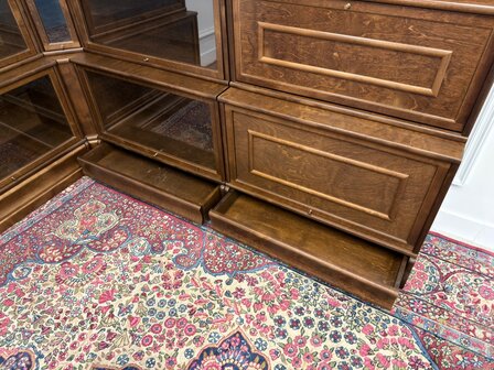 Klassiek-Engels-Oud-Antiek-Vintage-Chesterfield-Globe-Wernicke-Stijl-Boekenkast-Hoekkast-Bibliotheekkast