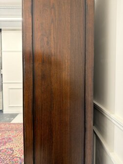 Klassiek-Antiek-Engels-Vintage-Chesterfield-Eikenhouten-Royal-Antique-Collecton-RAC-Boekenkast-Bibliotheekkast-Kast