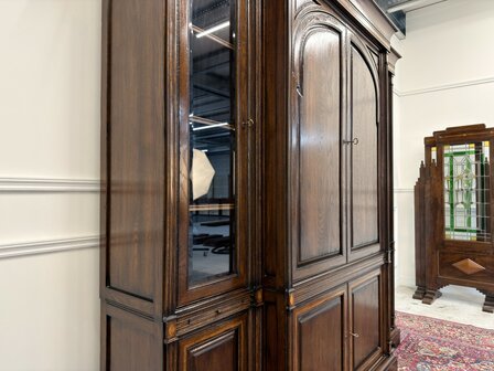 Klassiek-Antiek-Engels-Vintage-Chesterfield-Eikenhouten-Royal-Antique-Collecton-RAC-Boekenkast-Bibliotheekkast-Kast