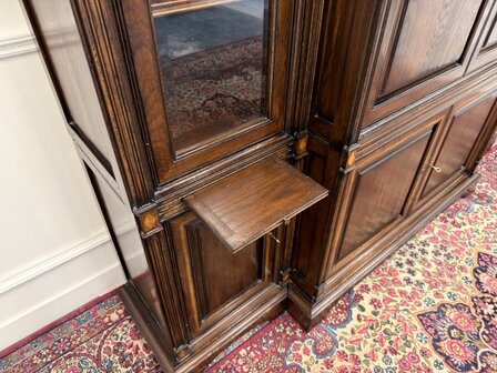 Klassiek-Antiek-Engels-Vintage-Chesterfield-Eikenhouten-Royal-Antique-Collecton-RAC-Boekenkast-Bibliotheekkast-Kast