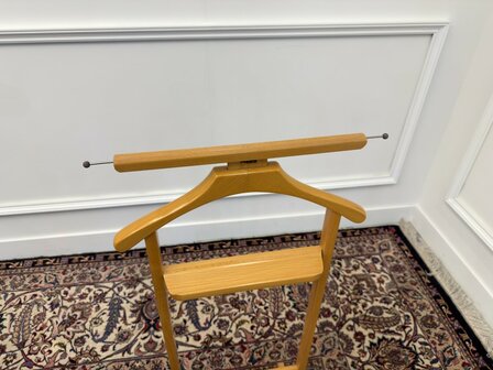 Klassiek-Engels-Antiek-Oud-Chesterfield-Vintage-Dressboy-Dress-Boy