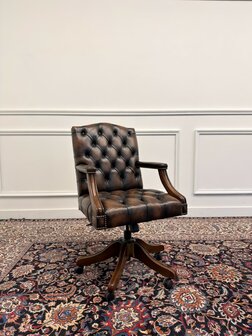 Klassiek-Engels-Antiek-Oud-Chesterfield-Vintage-Bureaustoel-President-Chair-Oxblood-Bruin-Leder