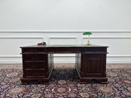 Klassiek-Engels-Antiek-Oud-Vintage-Chesterfield-Bureau-Desk-Partnerdesk-Groen-Leder
