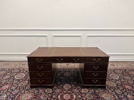 Klassiek-Engels-Antiek-Oud-Vintage-Chesterfield-Bureau-Desk-Partnerdesk-Bruin-Leder