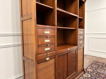 Klassiek-Italiaans-Antiek-Oud-Vintage-Assi-D'asolo-Boekenkast-Bibliotheekkast-Kast